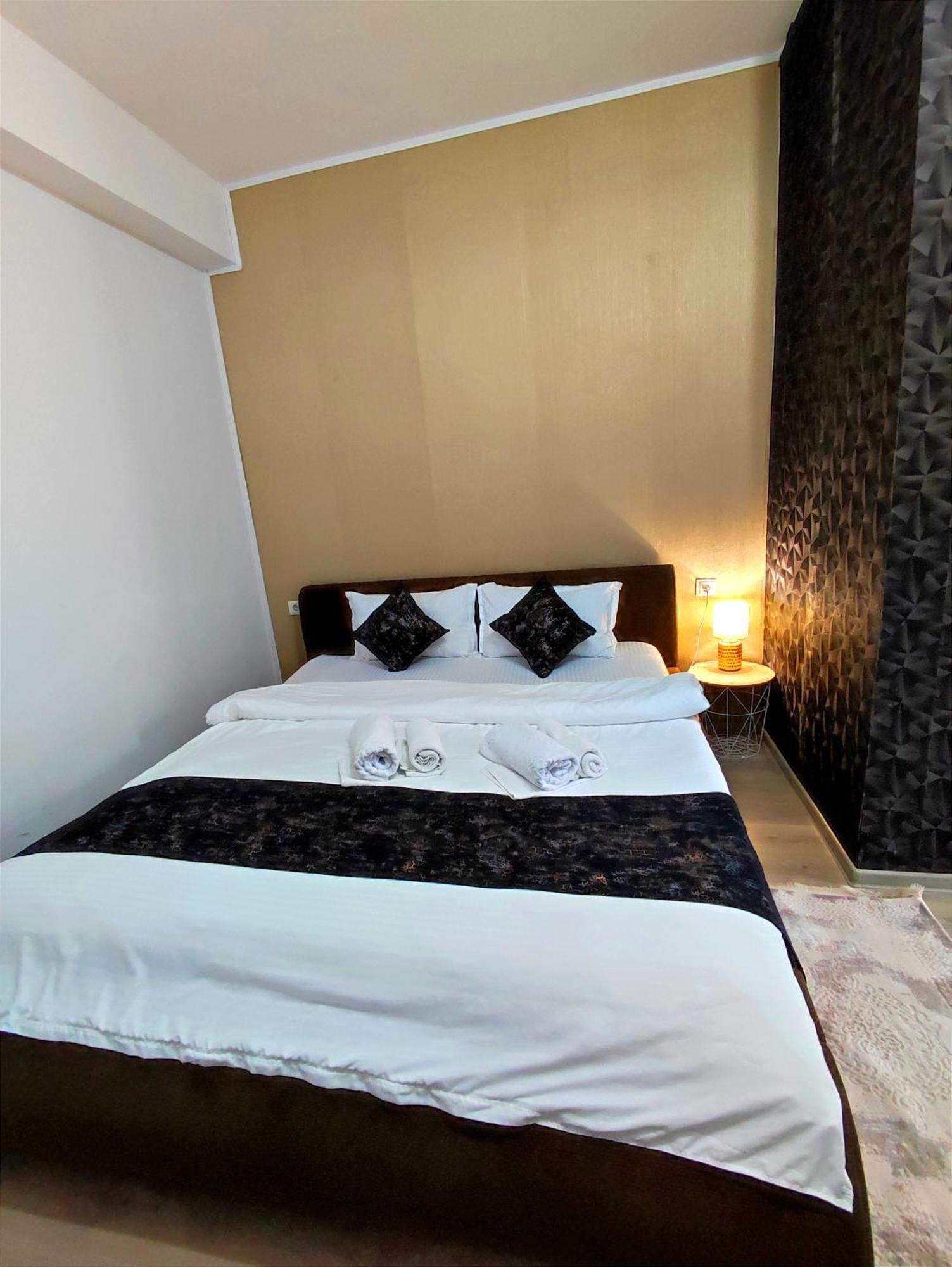 Regal Guest House Sighetu Marmaţiei Esterno foto